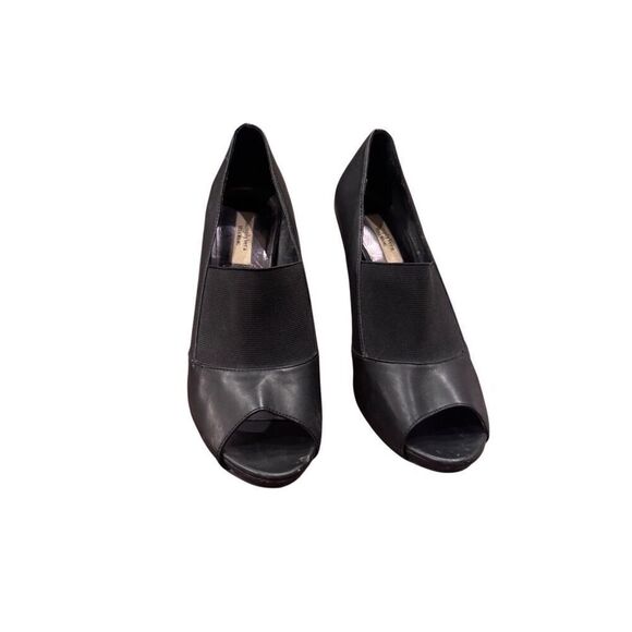 Simply Vera Wang peel toe heels 9 - Picture 6 of 13